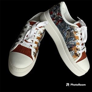 J Slides Orange & Blue Tropical Nikki Sneaker - 6.5 NIB